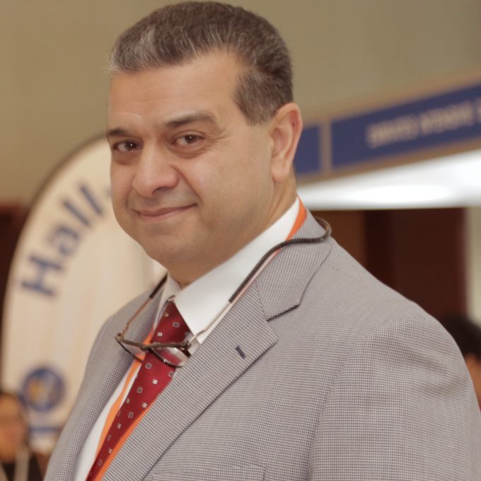 Dr. Ashraf Mahmoud Elhoufi